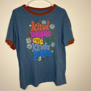 Natural Life Graphic tee